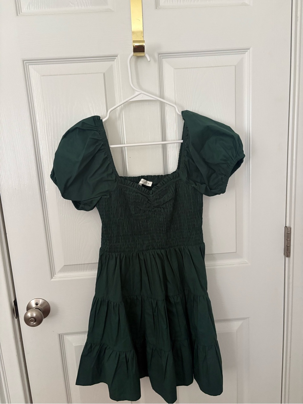 Altar'd State Emerald Green Puff-Sleeve Tiered Women’s Dress NWOT Never Worn